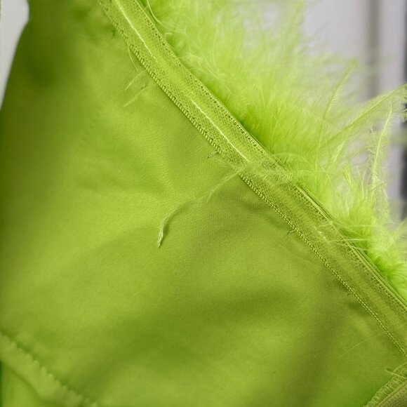Boohoo Occasion Lime Green Feather Trim Off the Shoulder Mini Dress - Picture 6 of 8
